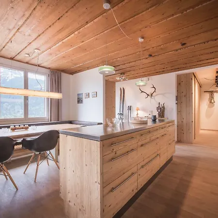 Schweizerheim 11 Appartement